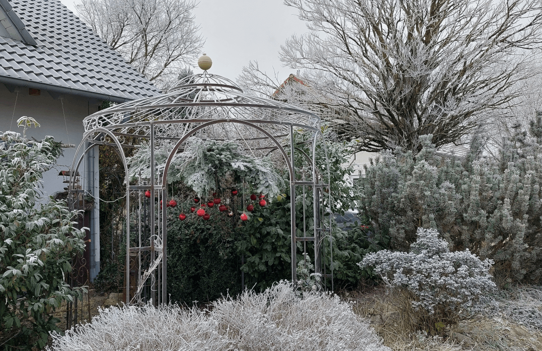 ELEO Pavillon Milano im Winter mit Frost